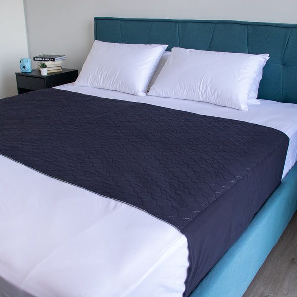 Minappi Absorbent Bed Pad with Waterproof Backing King Single 110x90cm 2000mL Navy AQBED2010-KS-NVY